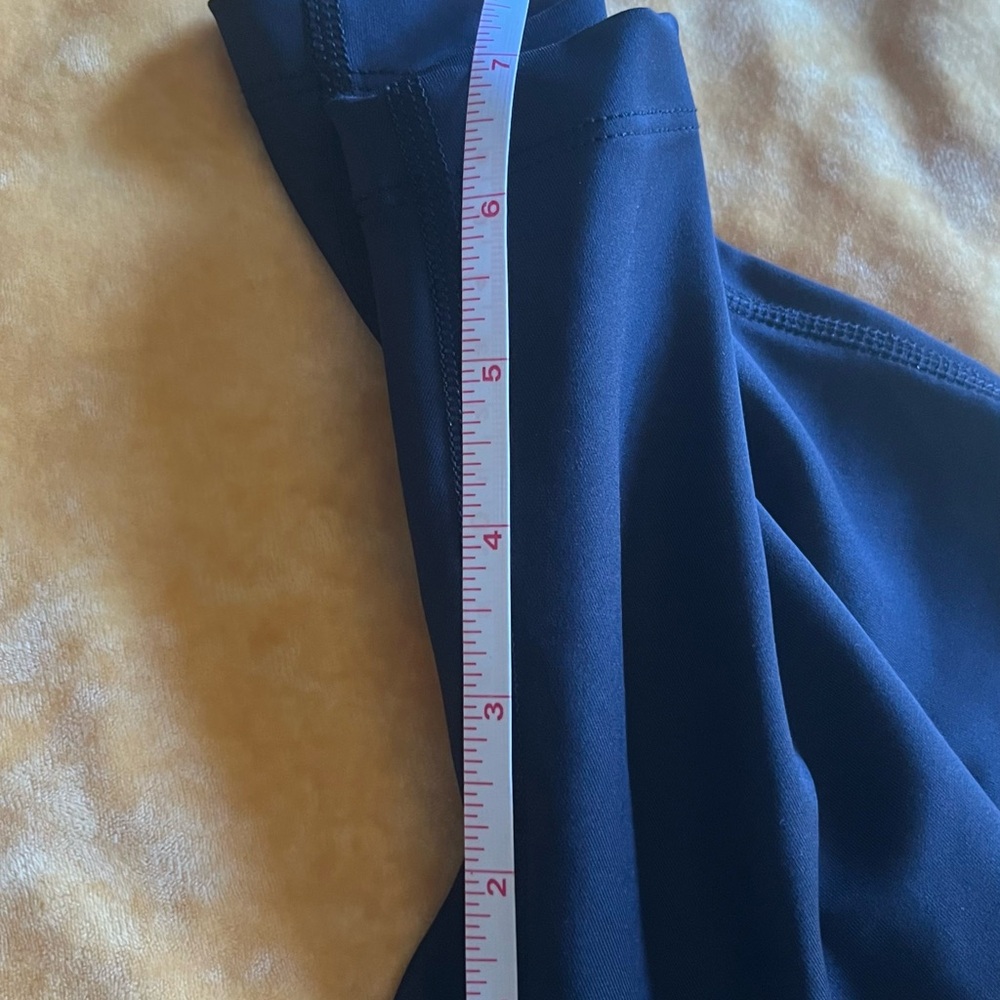 Dark gray Nike dry fit Shorts - Picture 12 of 12